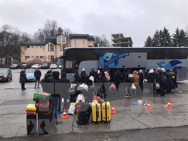 About 3,500 Vietnamese evacuated from war areas in Ukraine